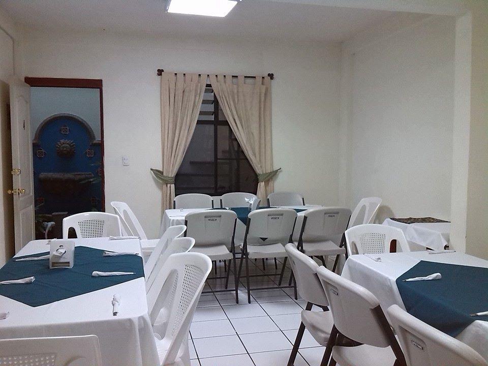 Hotel Armonia Hostal ซานซัลวาดอร์ ภายนอก รูปภาพ
